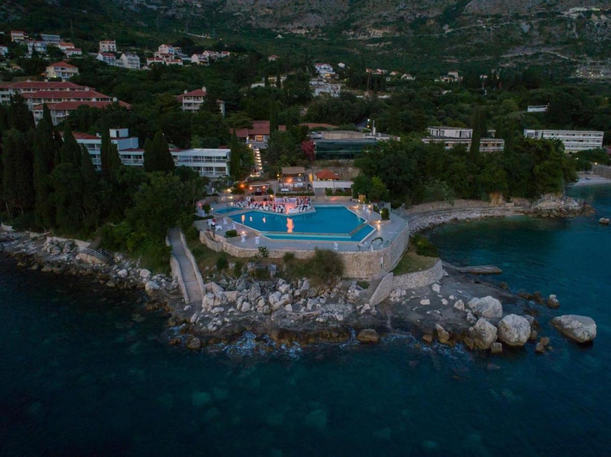 Aparthotel Plat Mlini Exterior photo